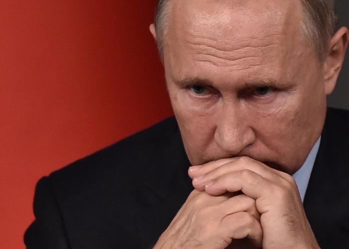Rusia se prăbușește economic la granița Ucrainei! Putin a dus rubla în cap, la un minim istoric, în raport cu euro și cu dolarul!