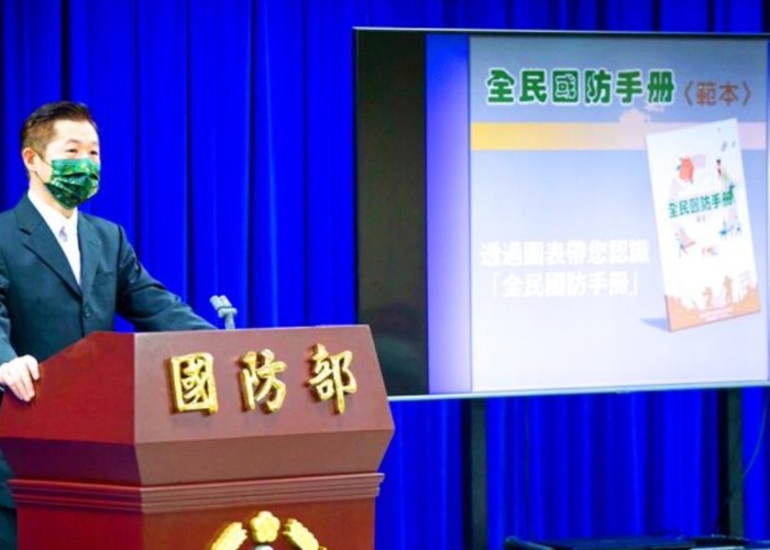 Taiwanul a lansat în premieră un manual de supraviețuire în caz de război. Civilii sunt învățați cum să procedeze în situația în care China decide să atace