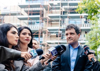 Nicușor Dan, despre construcțiile One United Properties din Aleea Modrogan: „Un exemplu tipic de mafie imobiliară" / Primarul Capitalei a evidențiat faptul că dezvoltatorul imobiliar se războiește inclusiv cu presa independentă, nominalizând și PODUL.ro printre cei vizați de acțiunile în instanță ale One United