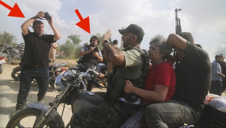 ȘOCANT. Teroriștii Hamas au fost însoțiți în atacul asupra Israelului, din 7 octombrie, de reporteri ai Associated Press, Reuters, NY Times și CNN / Aceștia au asistat impasibili la măcelărirea și răpirea civililor, surprinzând numeroase imagini / Jurnalistul de la AP și CNN este pupat, într-o fotografie, de liderul Yahya Sinwar