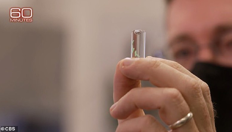 Implantarea unui microcip care va detecta infecțiile. Un cercetător DARPA oferă detalii despre tehnologia revoluționară