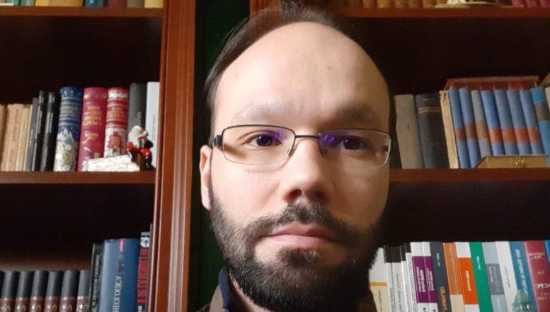Să NU uităm: avocatul Bogdan Ionescu – cel care a cauzat eliminarea bustului din Iași al poetului Octavian Goga – e membru PNL, partidul care a avut cea mai puternică retorică anti-românească în ultimii ani, de la Crin Antonescu la frații Muraru / Florian, Vexler și Muraru sunt adevărații extremiști