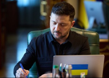 Un deputat ucrainean din opoziție susține că popularitatea președintelui Zelenski a scăzut vertiginos în ultima perioadă, ceea ce îi afectează semnificativ șansele de a fi reales în funcție. Ce date sociologice sunt invocate