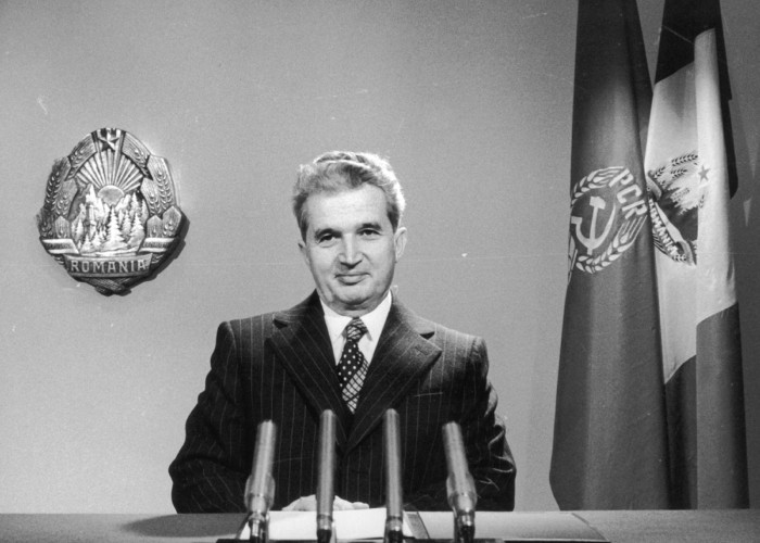 Dezvăluiri din anii ciumei comuniste. Tiranul Nicolae Ceaușescu prefera să-și asasineze indezirabilii de la vârful PCR cu otravă sau prin înscenarea unor ”accidente rutiere”. Câți deținuți politic au fost sub dictatura ceaușistă? Cazul lui Emil Hidoș (19 ani), aruncat în pușcărie pentru că a scris Europei Libere, solicitând difuzarea unor piese muzicale pop