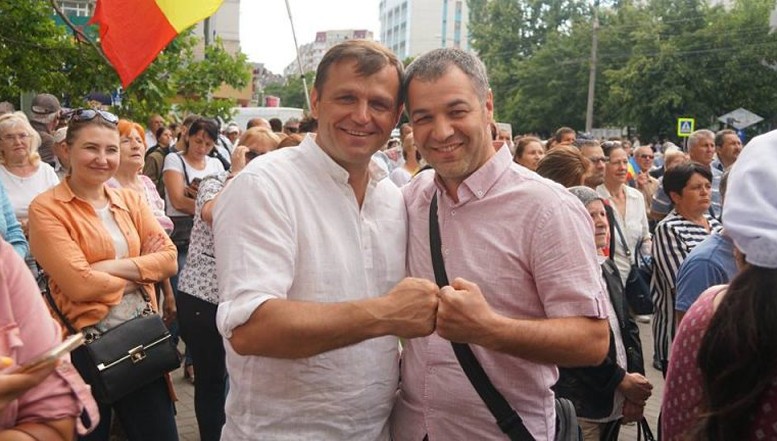 Andrei Năstase (PPDA), Octavian Țîcu (PUN) și Dorin Chirtoacă (Unirea) au anunțat că o vor sprijini pe Maia Sandu în turul doi al alegerilor prezidențiale din R. Moldova. UPDATE: Maia Sandu le-a mulțumit celor trei