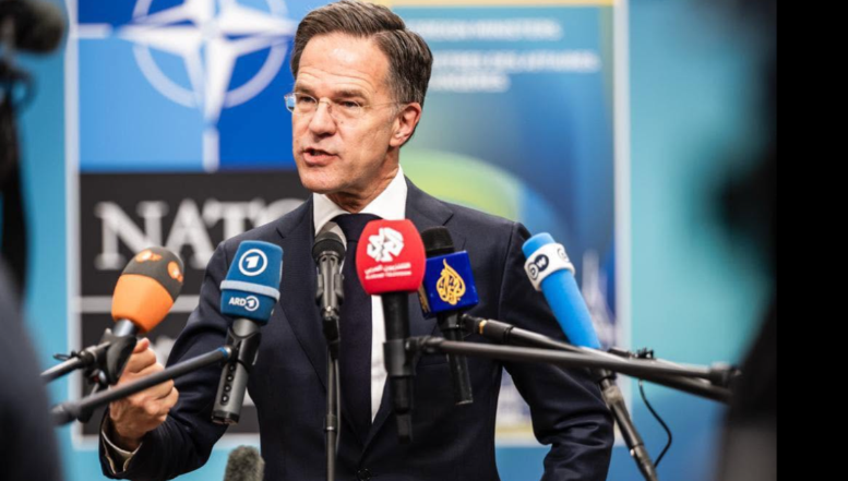 VIDEO Mark Rutte, șeful NATO, a evidențiat public sprijinul acordat Statelor Unite de ROMÂNIA în conflictul cu Iranul. Declarația a fost făcută pentru Fox News cu puțin înainte de întrevederea cu Donald Trump, încă foarte furios pe aliații europeni