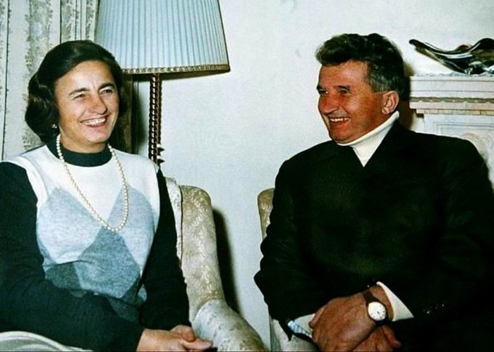 DEZVĂLUIRI. În perioada detenției, junele Nicolae Ceaușescu a întreținut relații homosexuale cu ilegaliști bătrâni, printre care Șmil Marcovici. Există și versiunea că s-a aplecat în fața lui Dej. Comuniștii care au confirmat asta. Cât despre Lenuța, ea se tăvălea cu soldații naziști în 1940. Secretele îngropate ale Ceaușeștilor